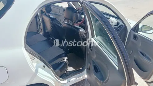 شيفروليه لانوس 2010 أبيض مستعملة للبيع - 10