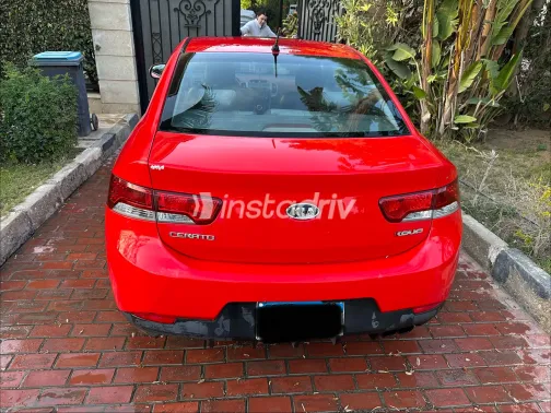 كيا سيراتو 2011 أبيض مستعملة للبيع - 6