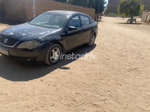 Brilliance FSV 2010 White Used for Sale - 3