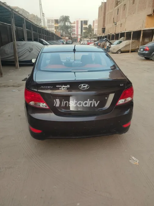 هيونداي اكسنت RB 2017 أبيض مستعملة للبيع - 5