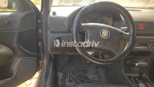 سكودا اوكتافيا A4 2006 أبيض مستعملة للبيع - 4