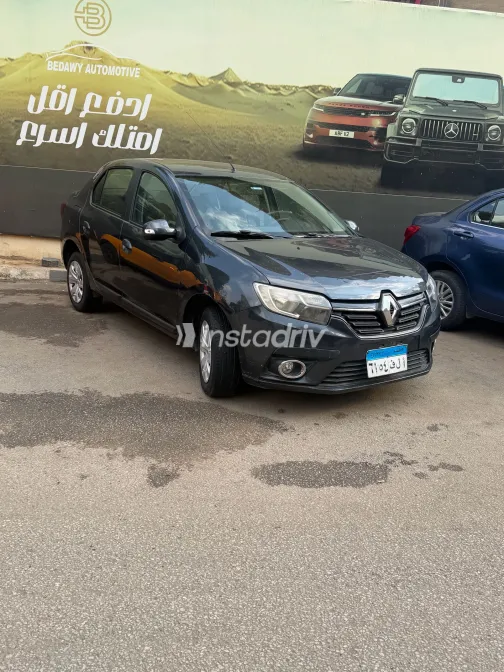 Renault Logan 2022 White Used for Sale - 4