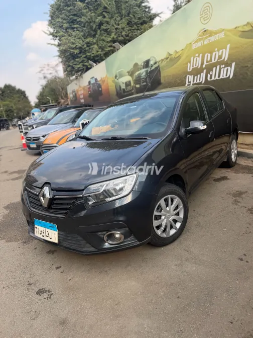 Renault Logan 2022 White Used for Sale - 5