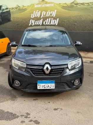 Renault Logan 2022 White Used for Sale