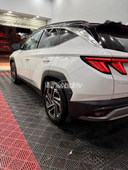 Hyundai Tucson GDI 2025 White Used for Sale - 6