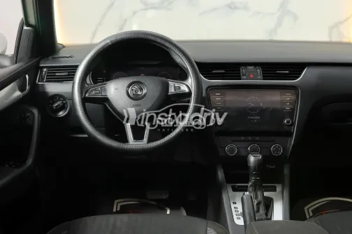 Skoda Octavia 2020 White Used for Sale - 7