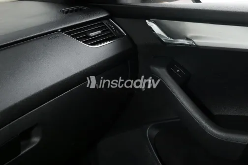 Skoda Octavia 2020 White Used for Sale - 8