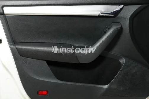 Skoda Octavia 2020 White Used for Sale - 9