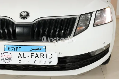 Skoda Octavia 2020 White Used for Sale - 10