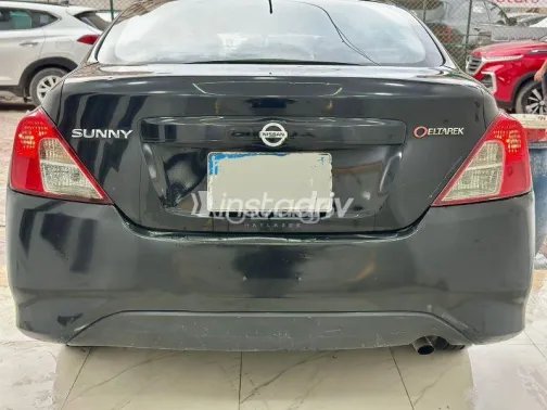 نيسان صنى 2022 أسود مستعملة للبيع - 7