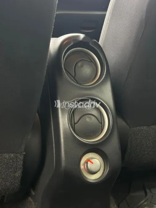 نيسان صنى 2022 أسود مستعملة للبيع - 10