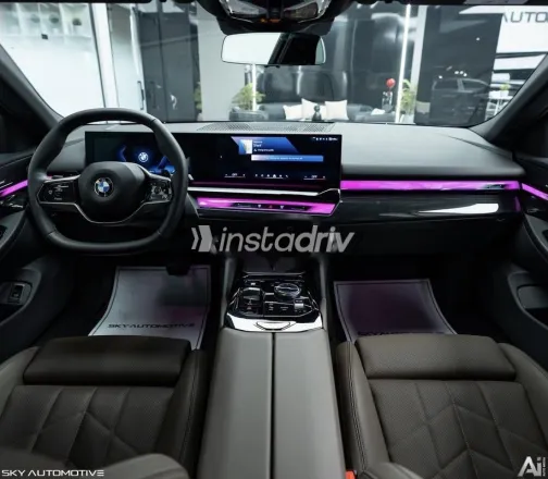 BMW 520 2026 Green Used for Sale - 2