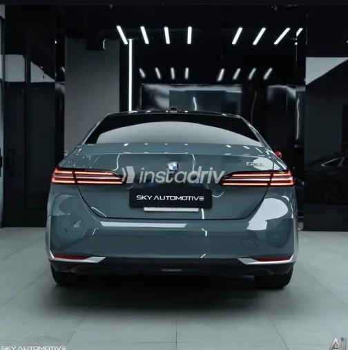 BMW 520 2026 Green Used for Sale - 3