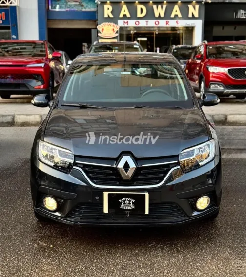 Renault Sandero 2019 Gray Used for Sale - 1