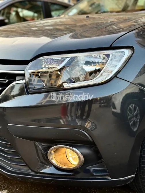 Renault Sandero 2019 Gray Used for Sale - 2