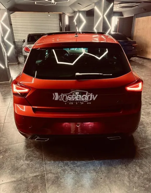 سيات ابيزا 2020 أحمر مستعملة للبيع - 8