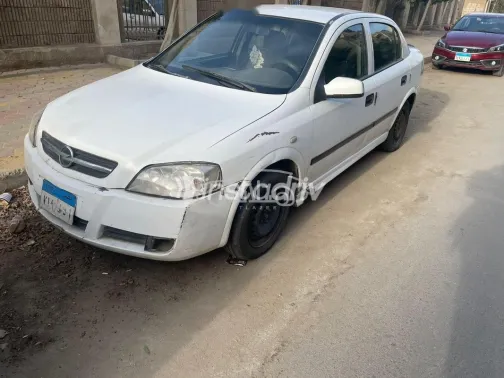 اوبل أسترا 2003 أبيض مستعملة للبيع - 5