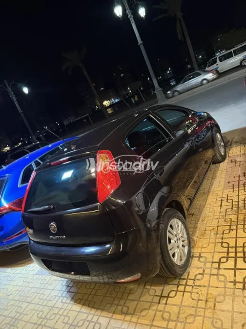 Fiat Punto 2019 Black Used for Sale - 4