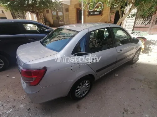 لادا جرانتا 2017 أبيض مستعملة للبيع - 3