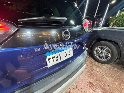 اوبل كروس لاند 2022 أزرق غامق مستعملة للبيع - 7