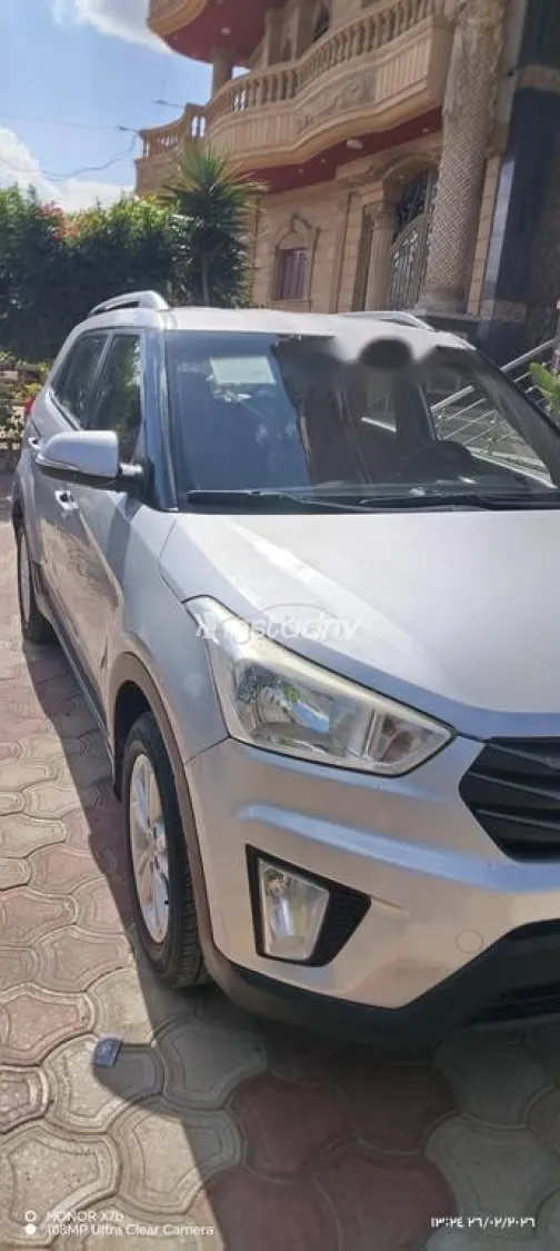 Hyundai Creta 2017 Silver Used for Sale - 1