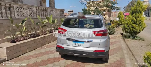 Hyundai Creta 2017 Silver Used for Sale - 2