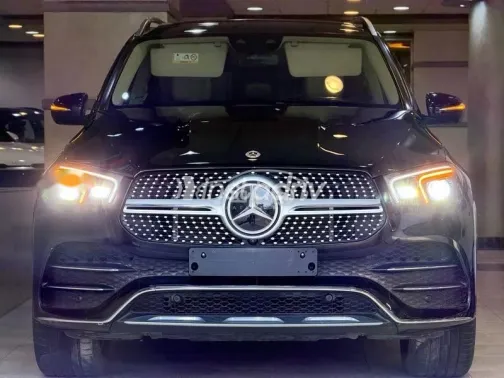 مرسيدس جي ال اي 450 2022 أسود مستعملة للبيع - 1