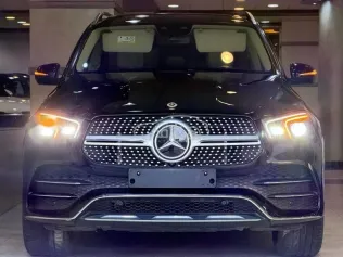 مرسيدس جي ال اي 450 2022 أسود مستعملة للبيع