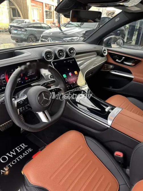 Mercedes GLC 300 2026 Black Used for Sale - 7