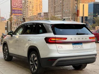 سكودا كودياك 2025 أبيض مستعملة للبيع