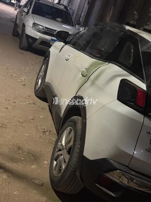 Peugeot 3008 2017 White Used for Sale - 5