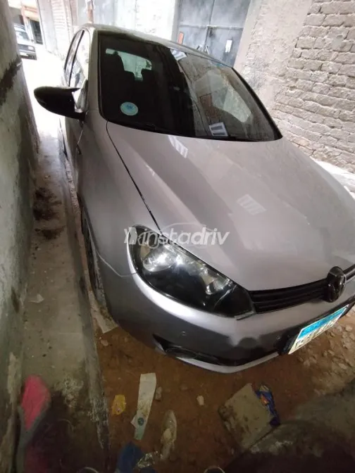 فولكس فاغن جولف 6 2013 أبيض مستعملة للبيع - 1