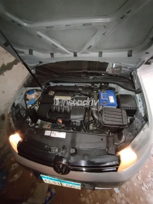 فولكس فاغن جولف 6 2013 أبيض مستعملة للبيع - 5