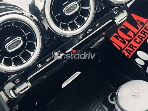 مرسيدس A 180 2021 أسود مستعملة للبيع - 6