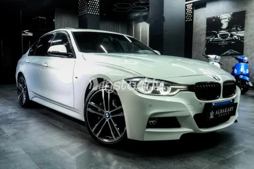 بي ام دبليو 340 2018 أبيض مستعملة للبيع - 1