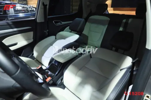 ام جى ZS 2026 رمادي مستعملة للبيع - 5