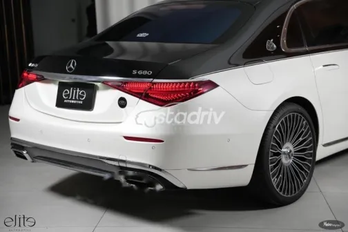 Mercedes Maybach 2023 White Used for Sale - 9