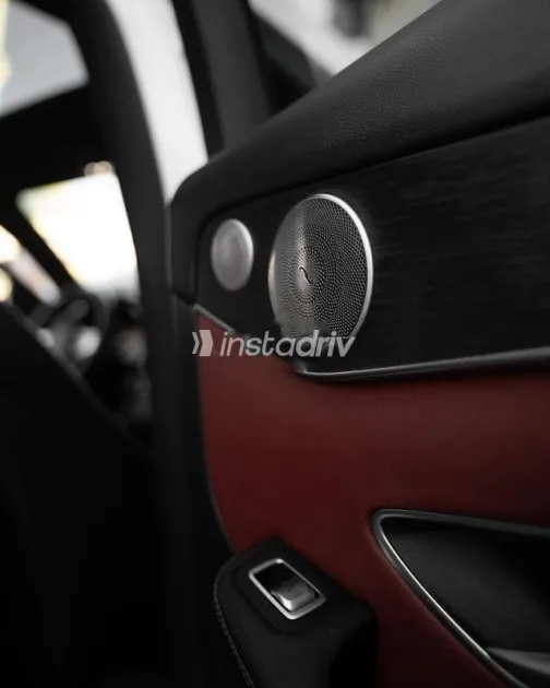 مرسيدس GLC 300 2021 أبيض مستعملة للبيع - 4