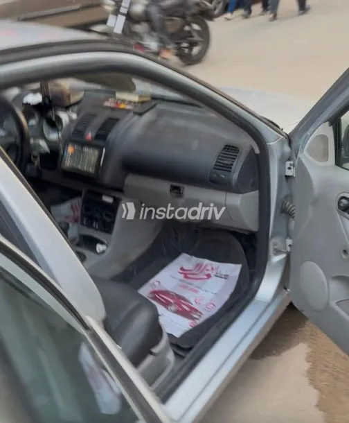 Volkswagen Polo 2001 Gray Used for Sale - 5