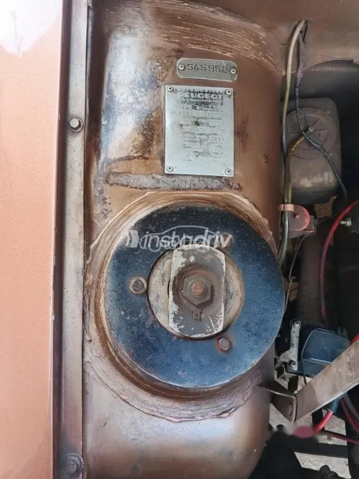 بيجو 504 1979 زيتي مستعملة للبيع - 9