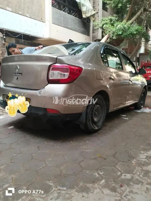 Renault Logan 2015 White Used for Sale - 2