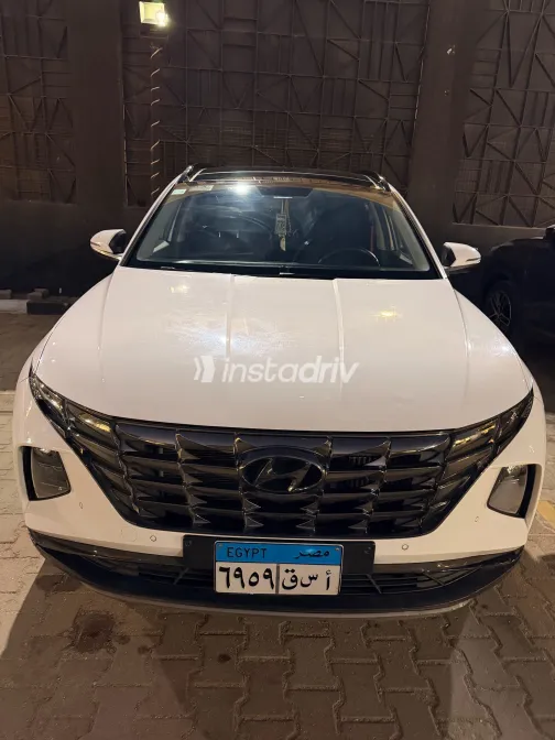 Hyundai Tucson 2023 White Used for Sale - 1