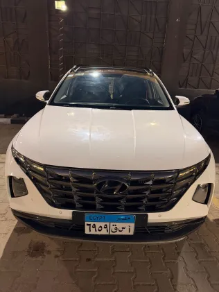هيونداي توسان 2023 أبيض مستعملة للبيع