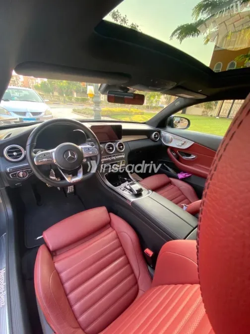 مرسيدس C 200 2019 أبيض مستعملة للبيع - 1