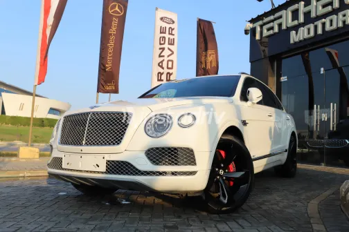 Bentley Bentayga 2021 White Used for Sale - 2