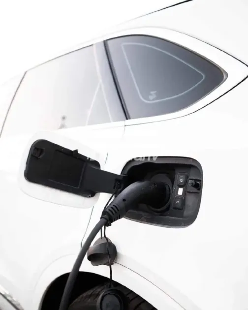 Bentley Bentayga 2021 White Used for Sale - 5