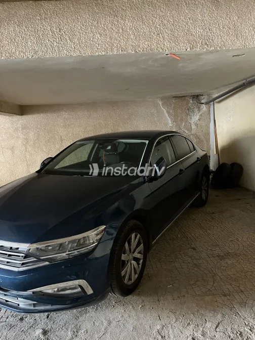 فولكس فاغن باسات 2020 أبيض مستعملة للبيع - 3