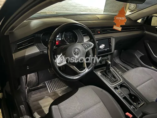 فولكس فاغن باسات 2020 أبيض مستعملة للبيع - 4