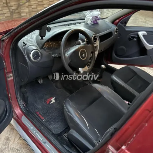 رينو سانديرو  ( ستيب  واى ) 2014 أحمر غامق مستعملة للبيع - 3