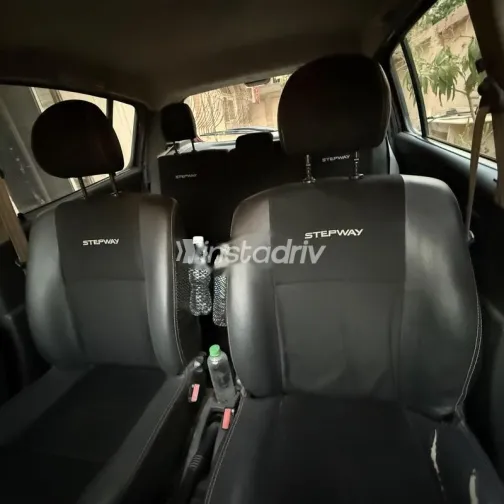 رينو سانديرو  ( ستيب  واى ) 2014 أحمر غامق مستعملة للبيع - 8